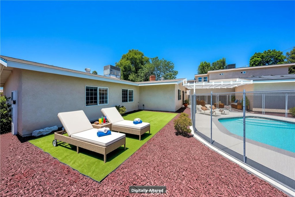 7656 Lasaine Property Photo 19