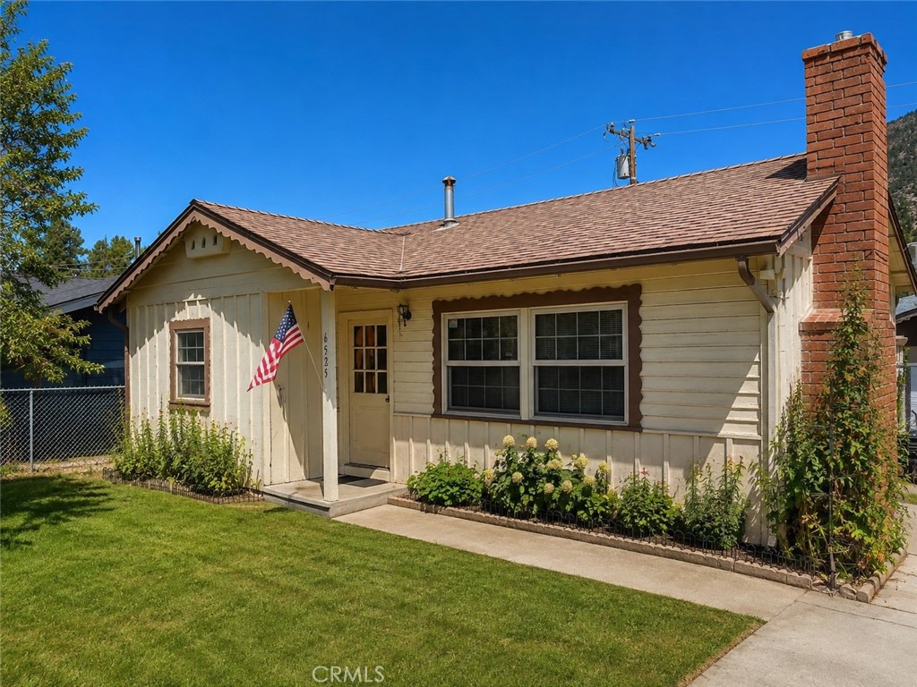 6525 Lakeview Drive Property Photo 1