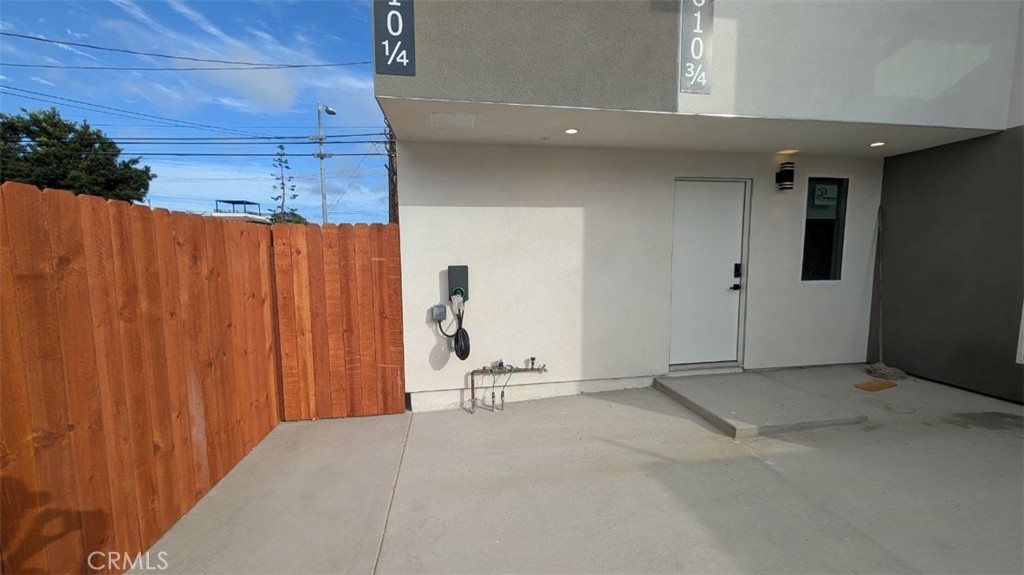 7810 1/4 Flight Property Photo 1