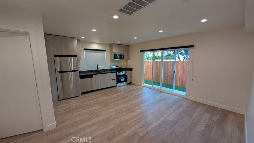 7810 1/4 Flight Property Photo 3