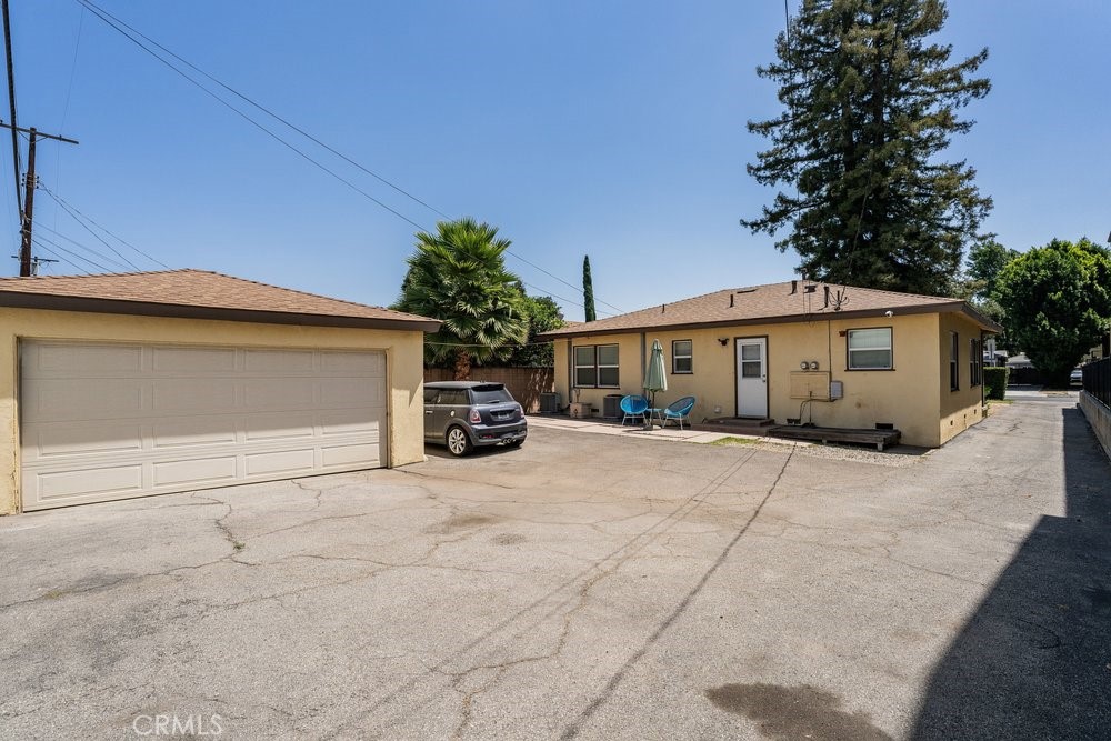5919 Cedros Property Photo 21