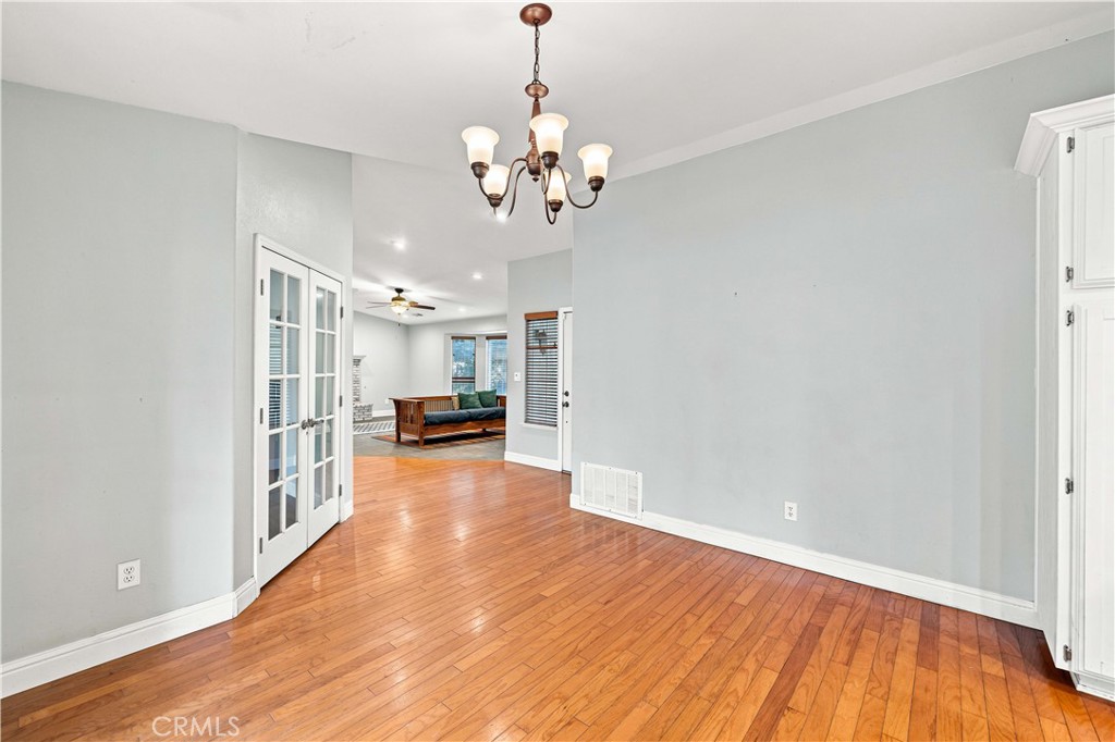 364 Pepper Property Photo 12