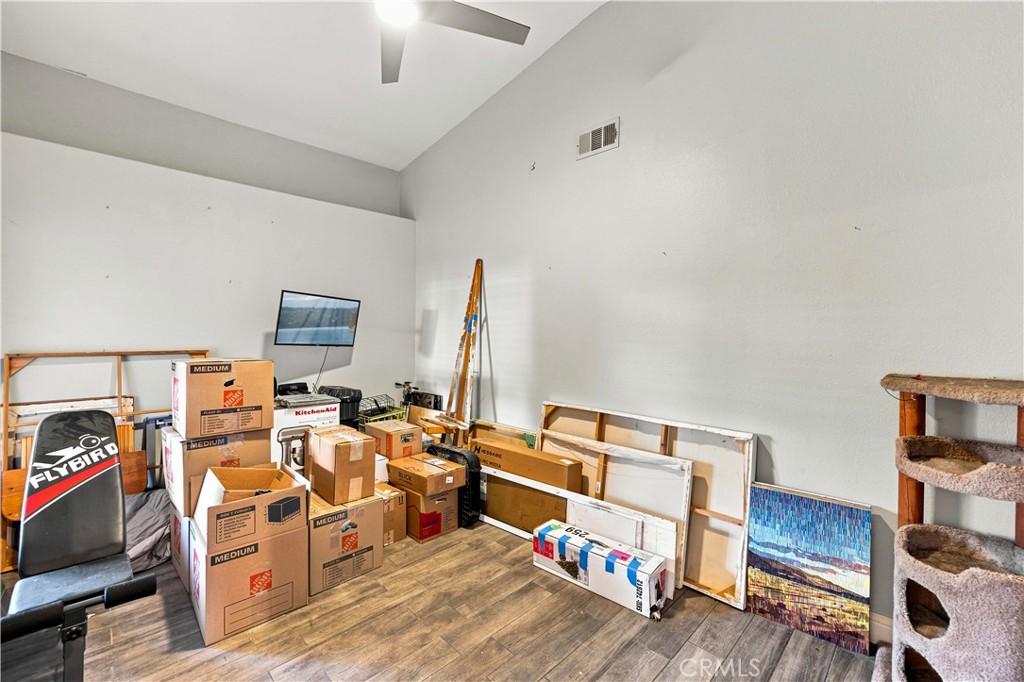 364 Pepper Property Photo 19