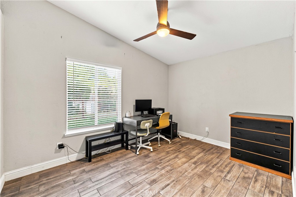 364 Pepper Property Photo 22