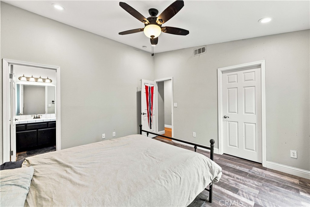 364 Pepper Property Photo 26