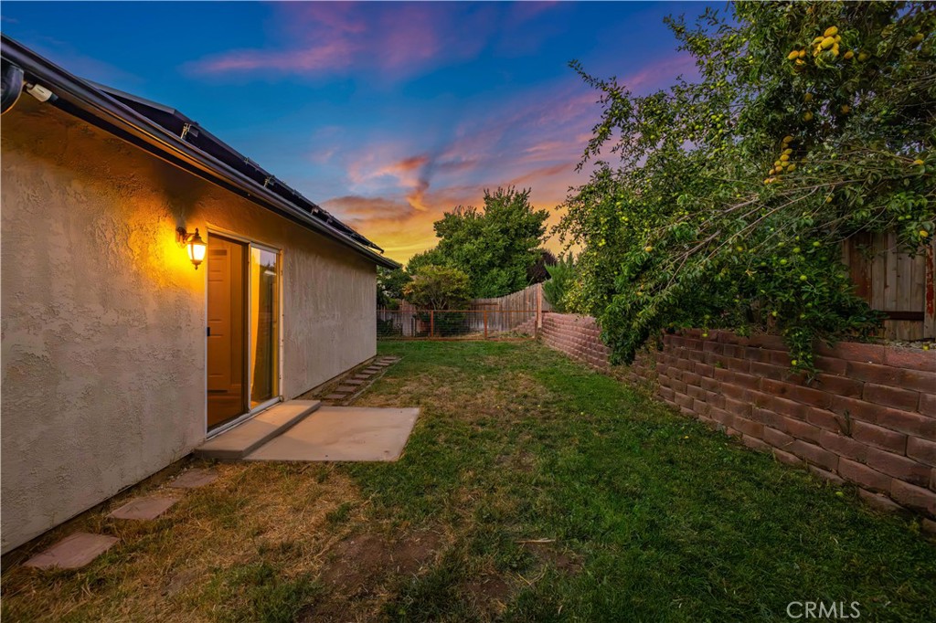 364 Pepper Property Photo 34