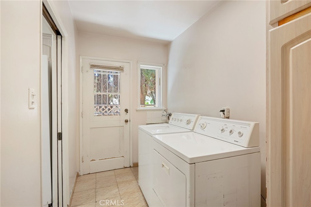 6217 Van Noord Avenue Property Photo 18