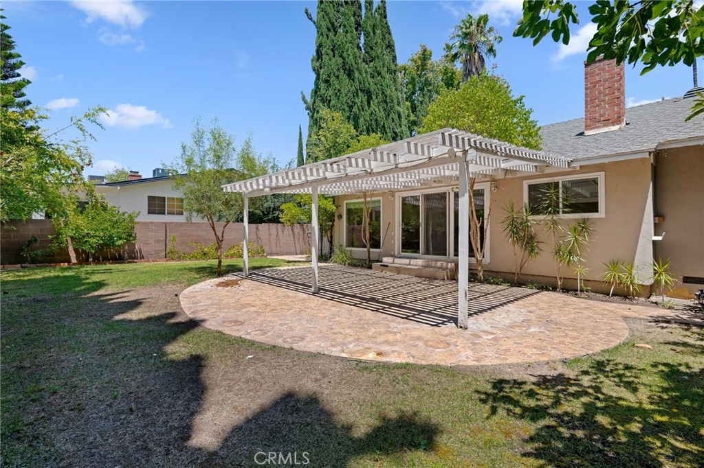 6217 Van Noord Avenue Property Photo 23