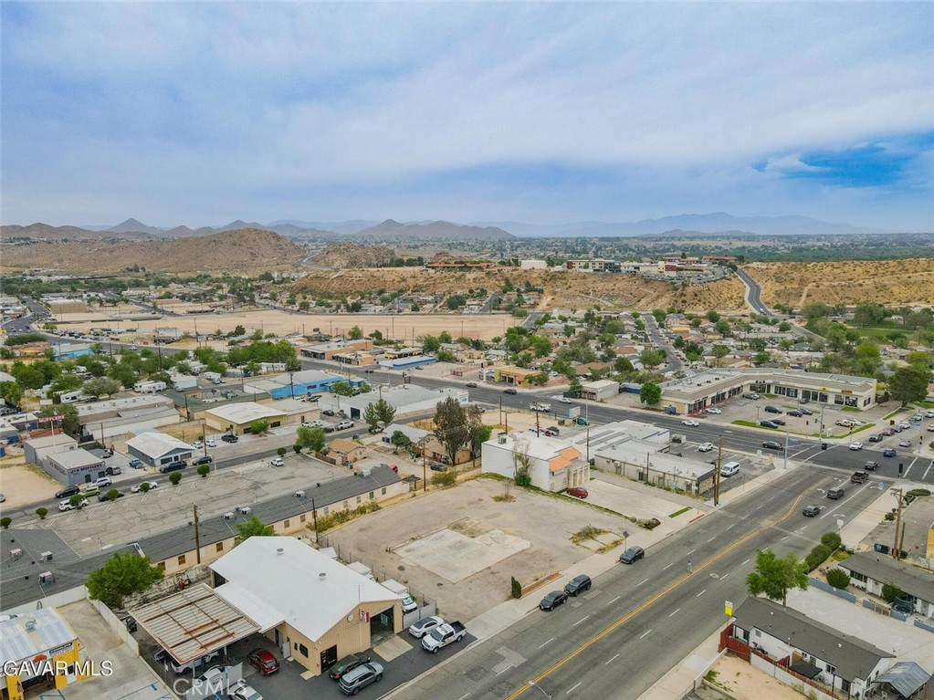 16650 Mojave Dr Property Photo 6