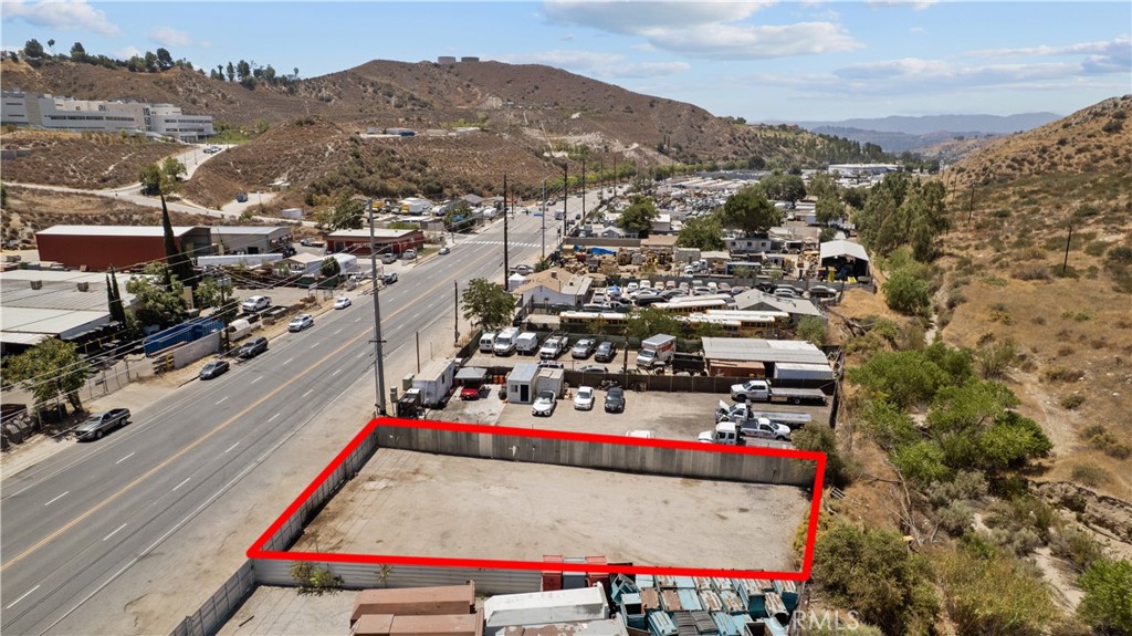 99999 Sierra Highway Property Photo 7