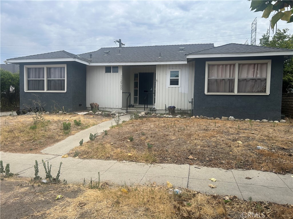 12900 Tonopah Property Photo 1