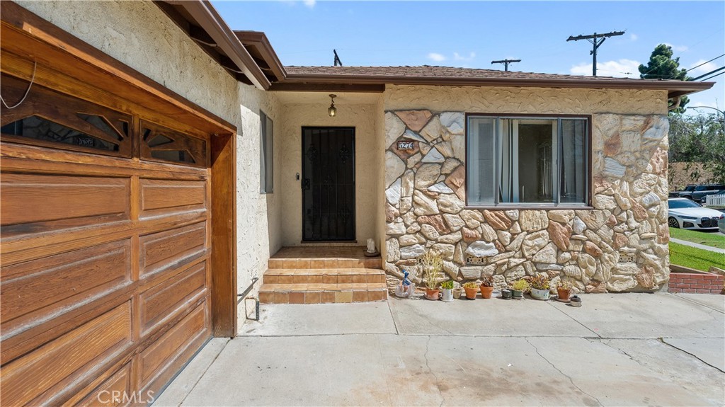 5274 S Slauson Property Photo 2