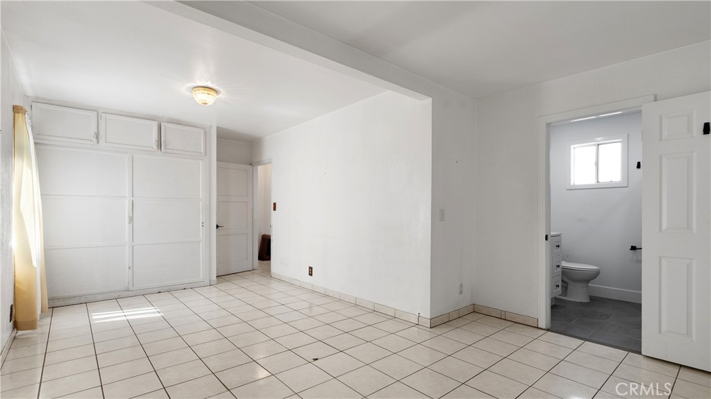 5274 S Slauson Property Photo 11