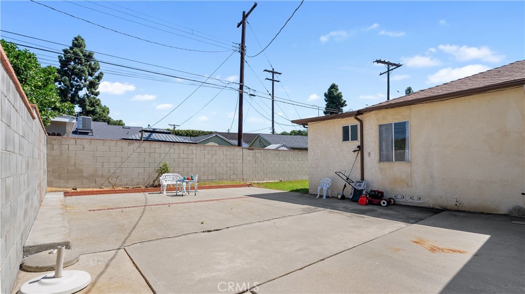 5274 S Slauson Property Photo 20