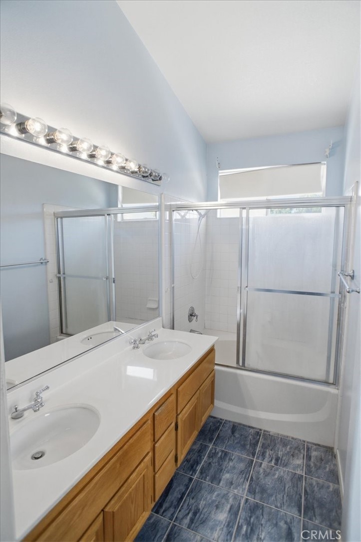 20223 Gratland Property Photo 8