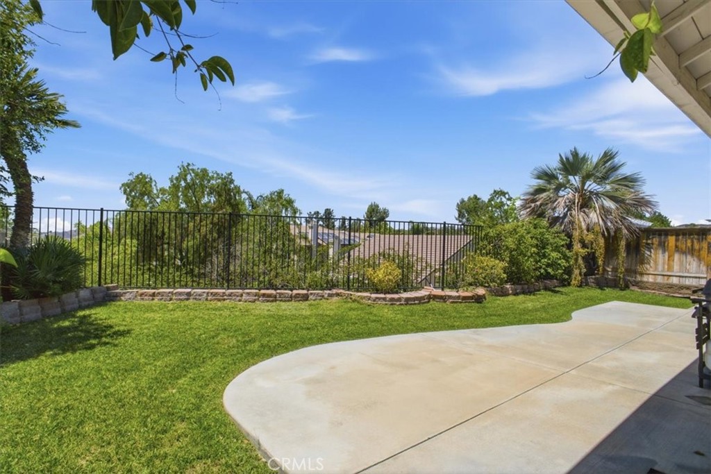 20223 Gratland Property Photo 13