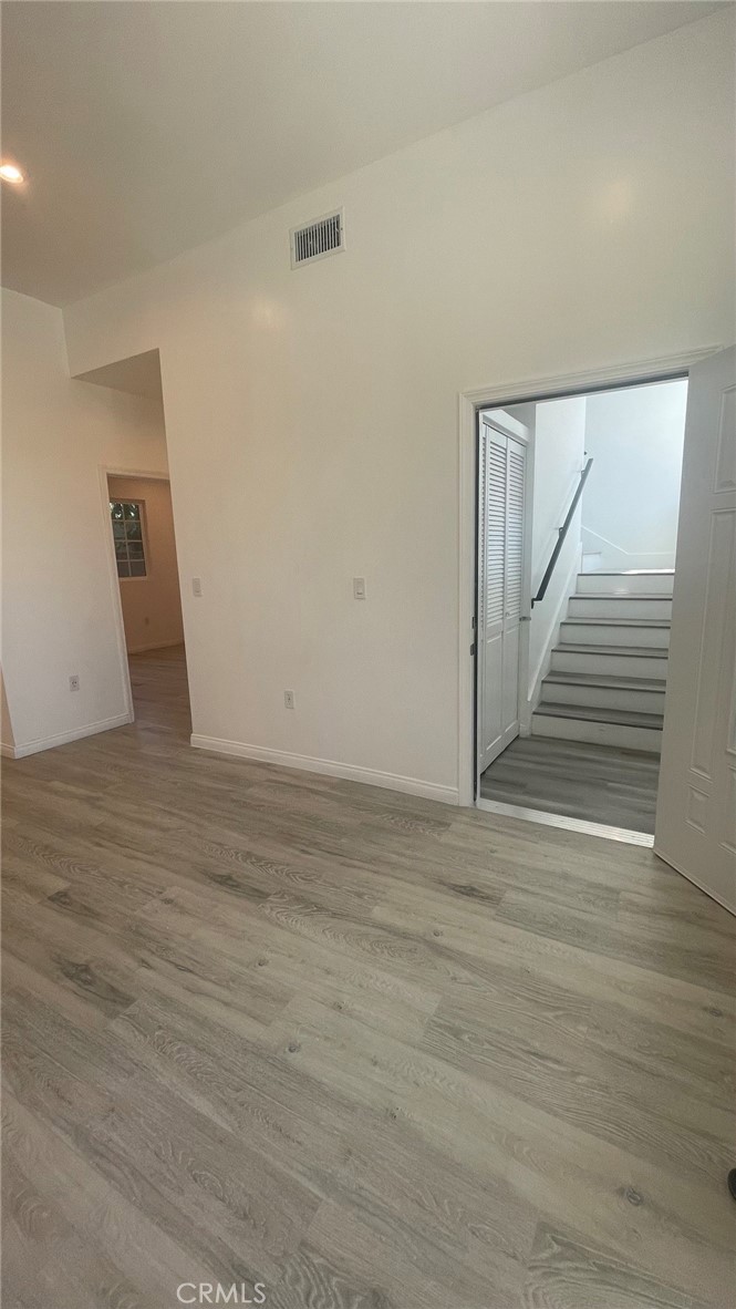 16023 Wyandotte Street Property Photo 15