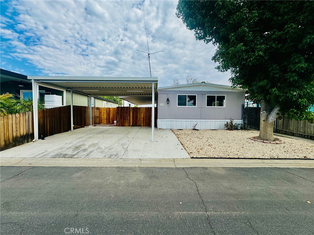 14035 Rosedale Highway Property Photo 1