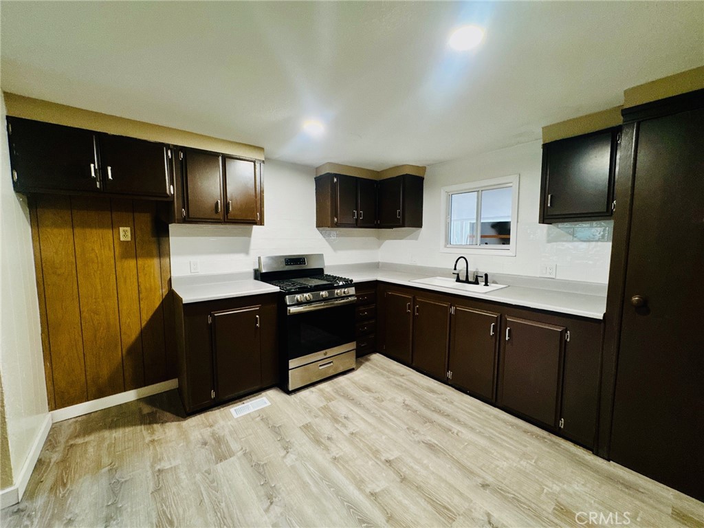 14035 Rosedale Highway Property Photo 8