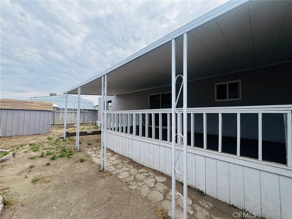 14035 Rosedale Highway Property Photo 17