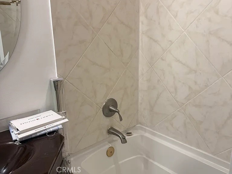 22522 Clarendon Property Photo 11
