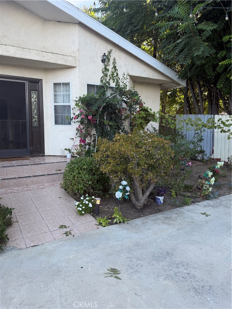 22522 Clarendon Property Photo 20