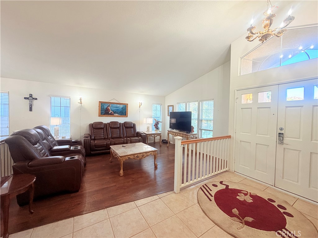 20350 Calhaven Property Photo 4