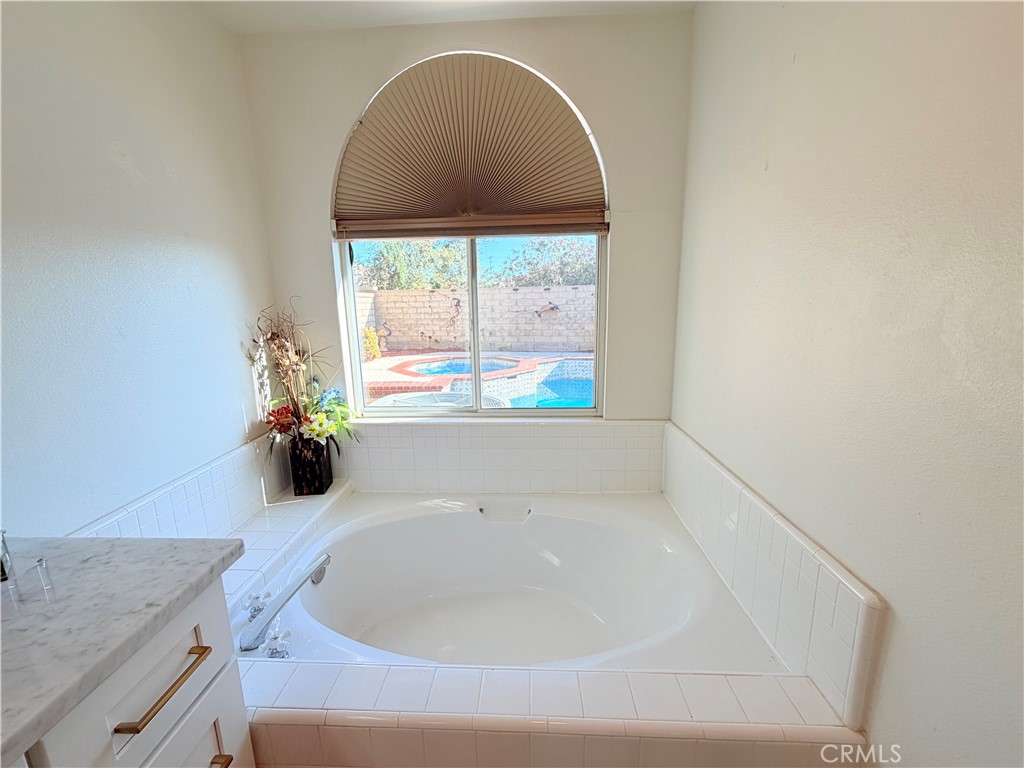 20350 Calhaven Property Photo 15