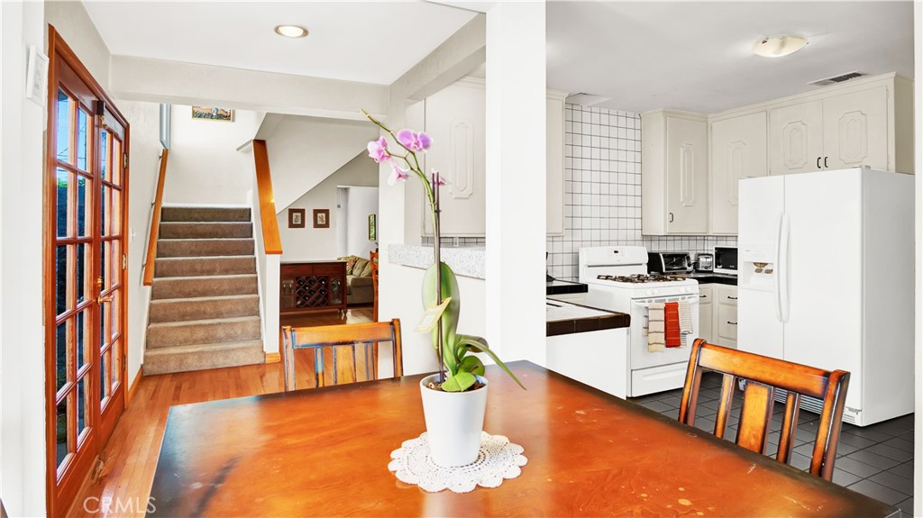 5734 Norwich Property Photo 14