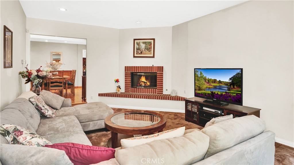5734 Norwich Property Photo 27