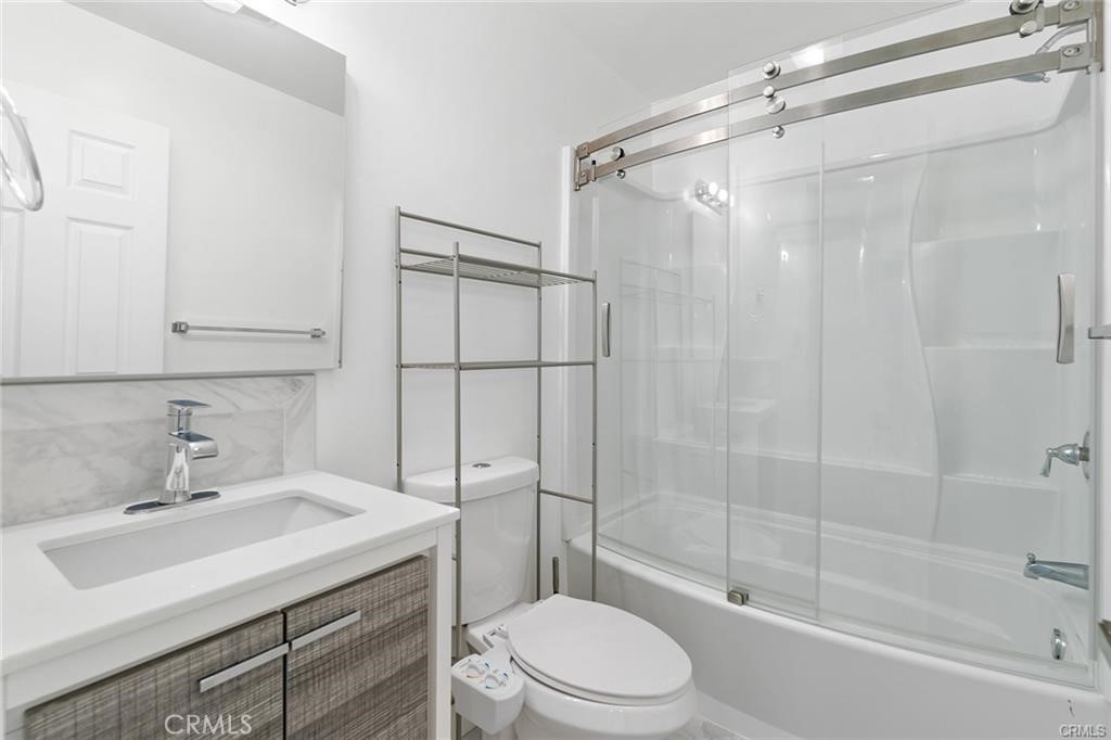 23401 Park Sorrento 34 Property Photo 21