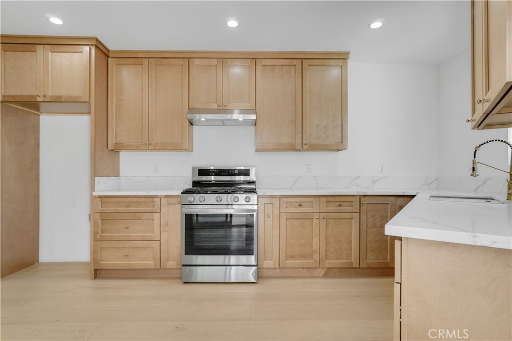 7337 Caldus Avenue Property Photo 8