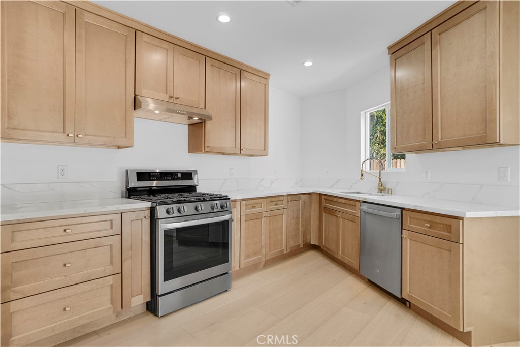 7337 Caldus Avenue Property Photo 10