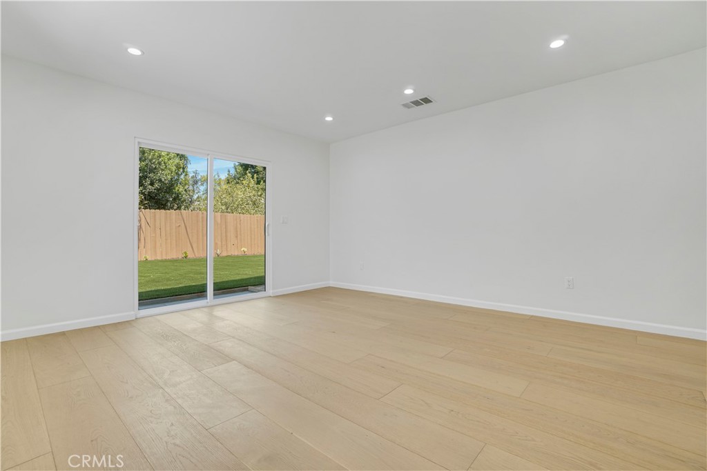 7337 Caldus Avenue Property Photo 20