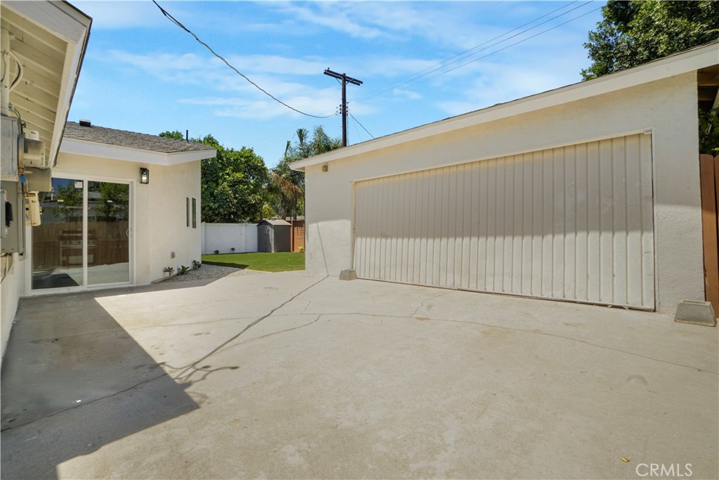 7337 Caldus Avenue Property Photo 27
