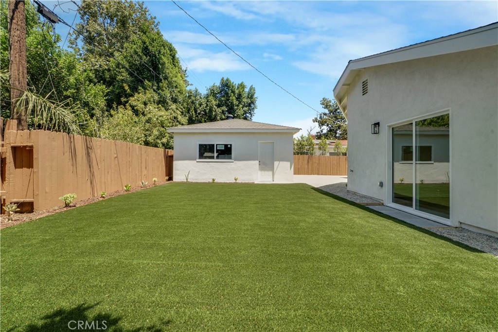 7337 Caldus Avenue Property Photo 33