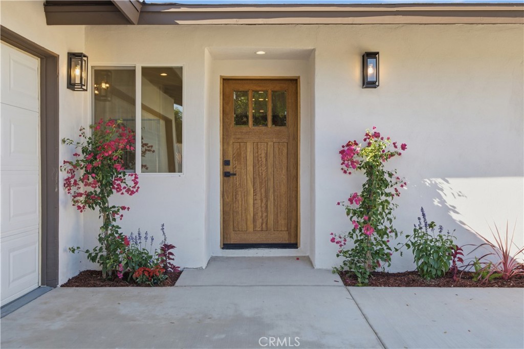 22941 Dry Creek Property Photo 4