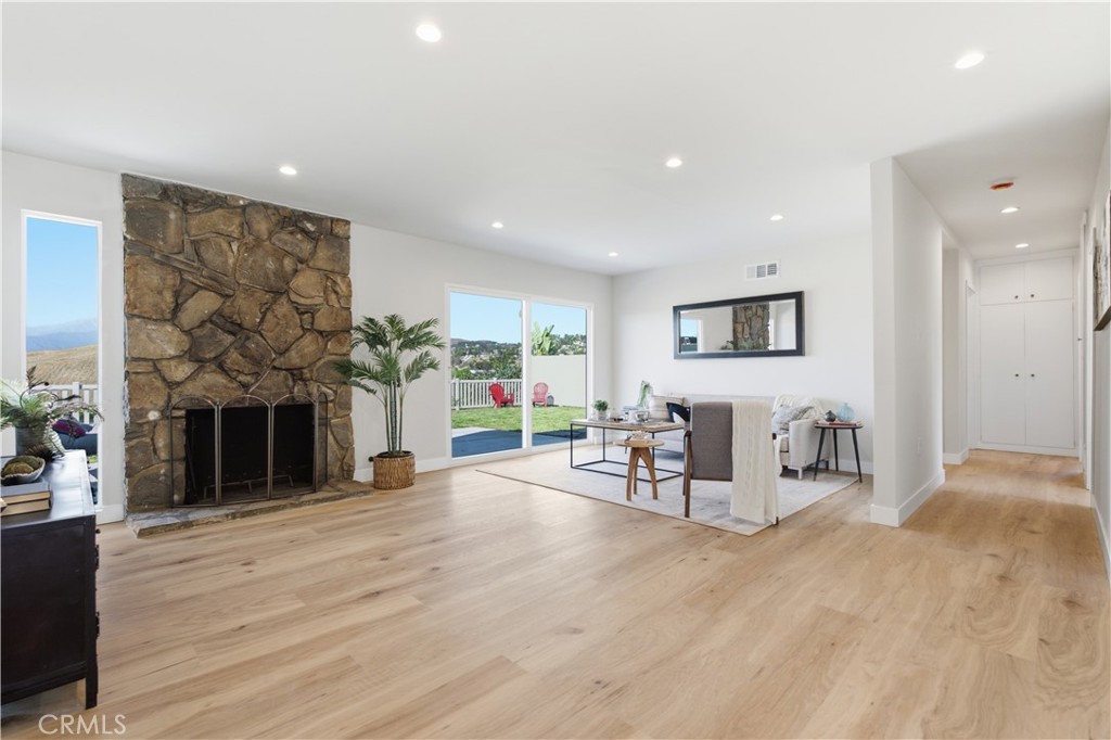 22941 Dry Creek Property Photo 5