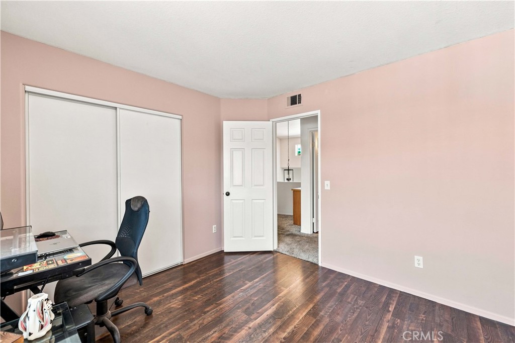 40060 Castana Property Photo 27