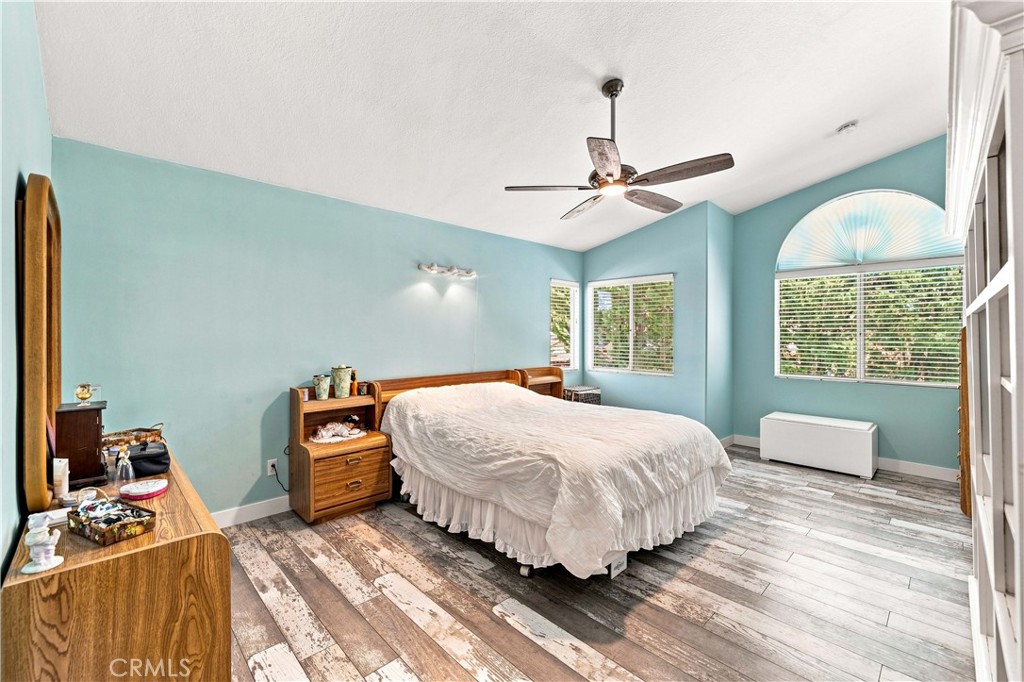 40060 Castana Property Photo 31