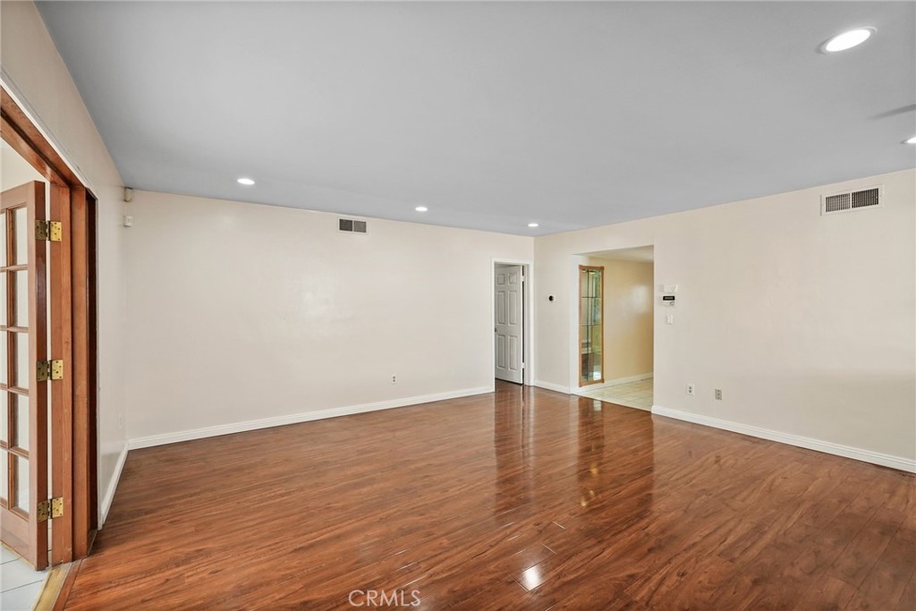 22427 Vanowen Property Photo 13