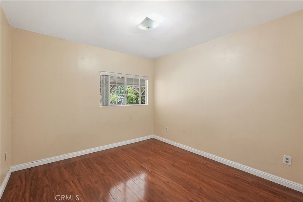22427 Vanowen Property Photo 33