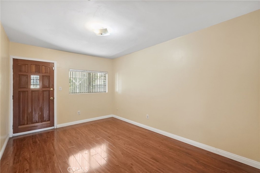 22427 Vanowen Property Photo 38
