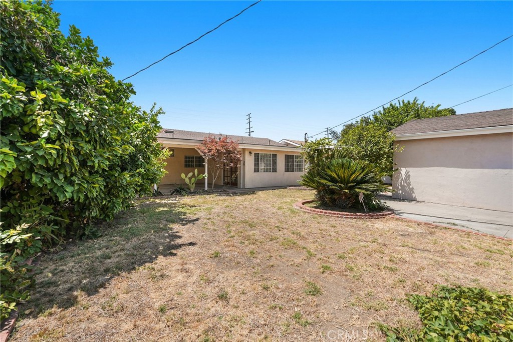 22427 Vanowen Property Photo 40