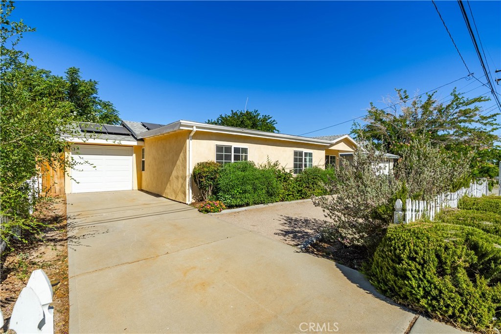 42515 52nd W Property Photo 3