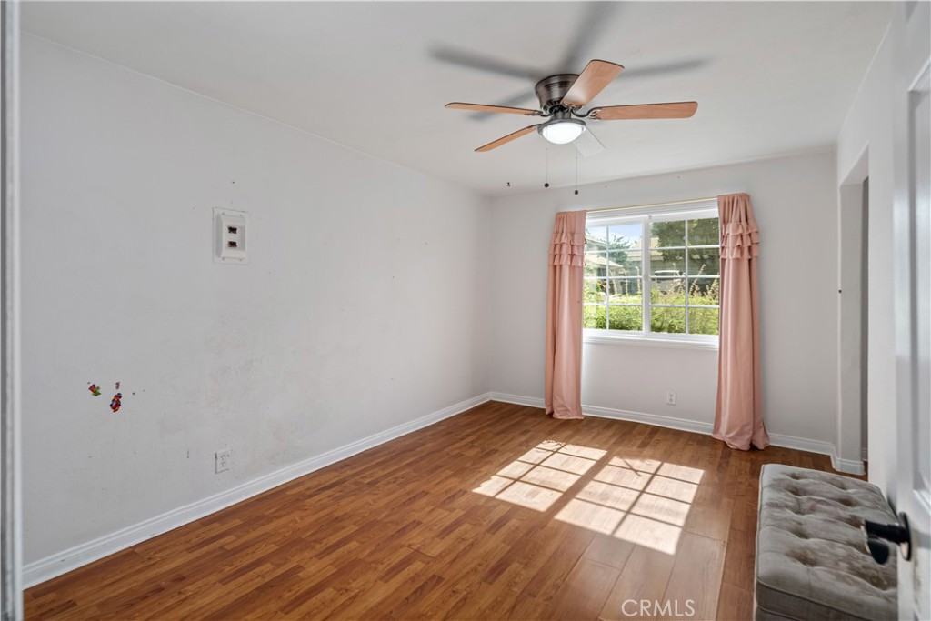 42515 52nd W Property Photo 20
