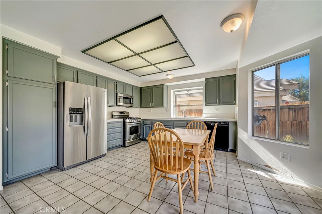 1009 Heatherfield Property Photo 15