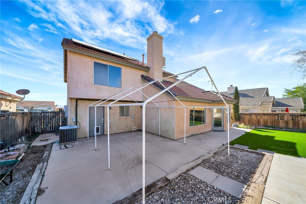 1009 Heatherfield Property Photo 42