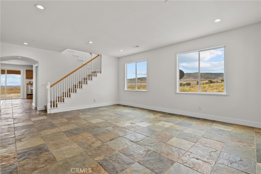 44972 135th W Property Photo 2