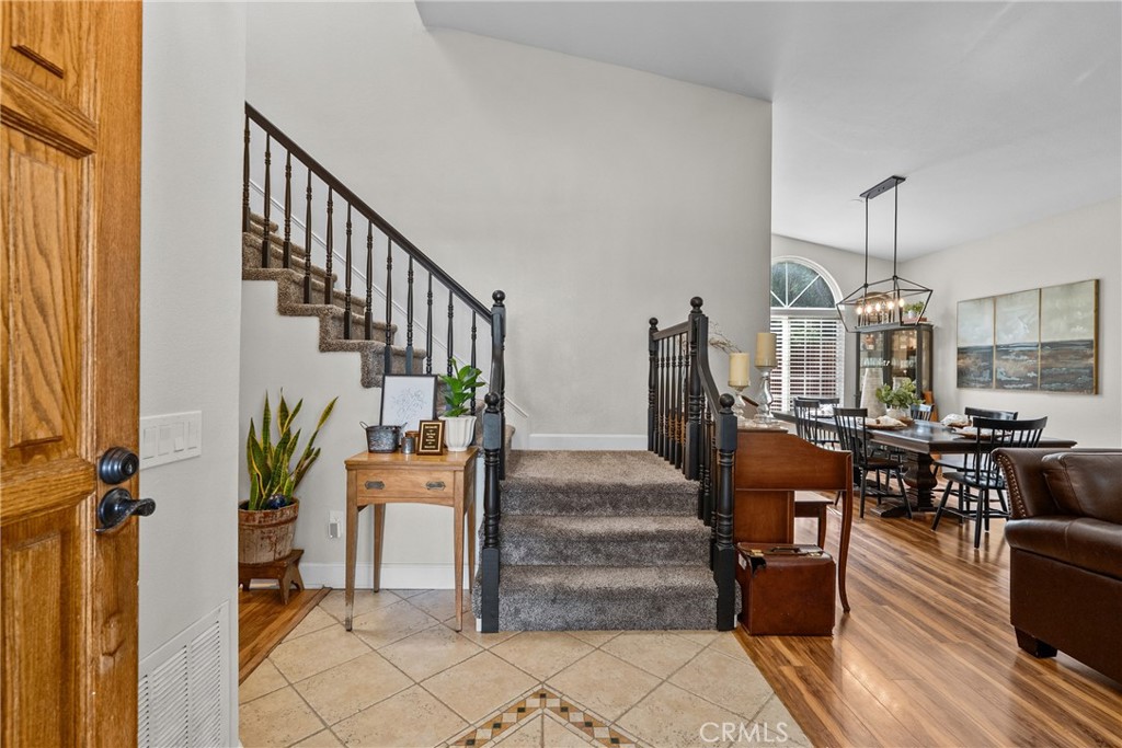 24510 Apple St. Property Photo 2